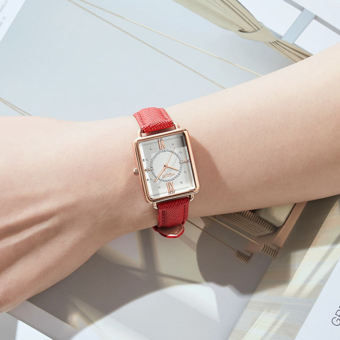 MEGIR Women Watch Luxury Fashion Leather Strap Ladies Quartz Wristwatch Casual Sport Wrist Watches Dress Clock Relogio Feminino